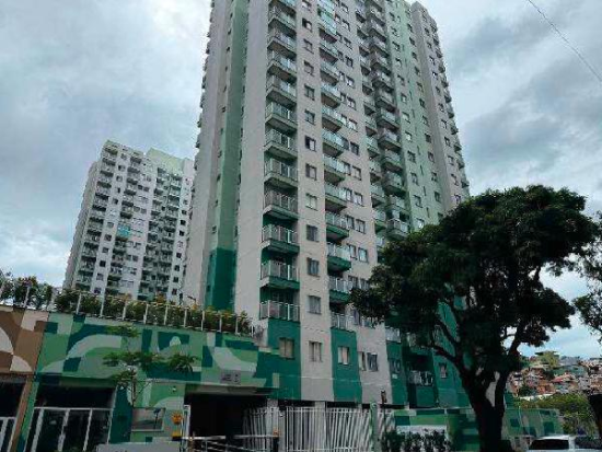 Apartamento 42m² com 2 Quartos e Vaga em Santo Cristo