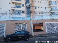 Apartamento com 2 Quartos e 2 Banheiros em Uberlândia