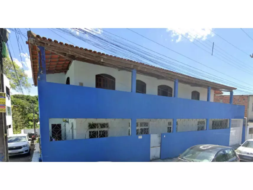 Casa com 255m², 1 vaga, ocupada em Cajazeiras
