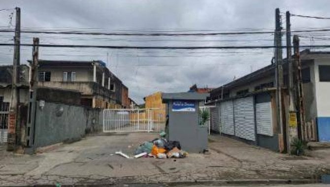 Casa em Condomínio com 2 quartos em Bertioga