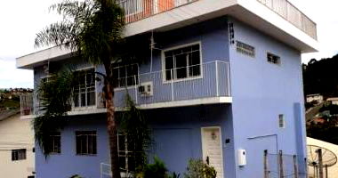 Casa com 344m² em bom estado de conservação