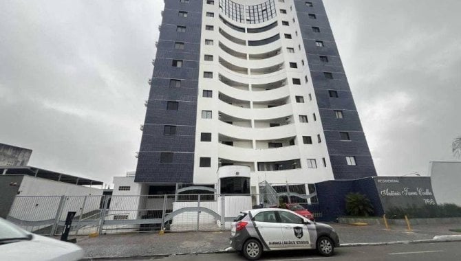 Apartamento com 4 quartos, 3 banheiros e 2 vagas de garagem