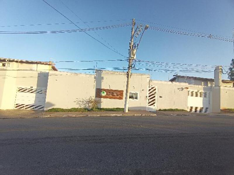 Casa com 2 quartos em Franco da Rocha/SP