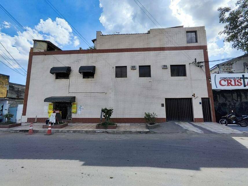 Casa em Leilão com 3 Quartos e 2 Banheiros em Nilópolis/RJ