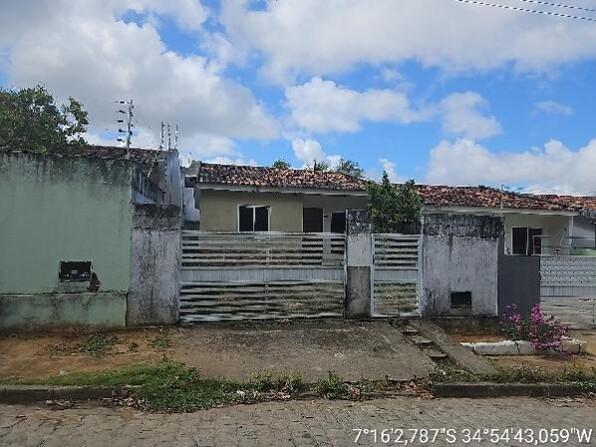 Casa em Conde/PB com 2 Quartos e 1 Vaga