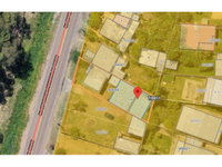 Galpão Comercial com 80m² em Sans Souci