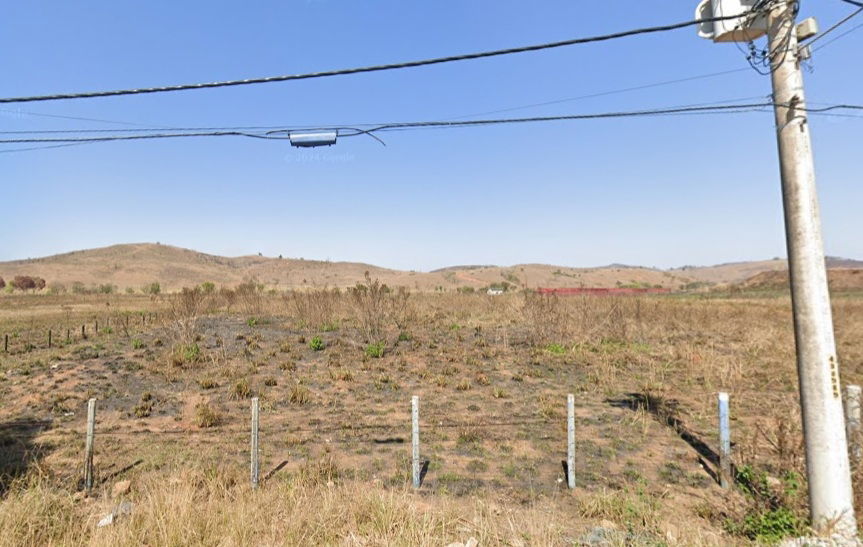 Terreno amplo de 33.000m² em Itaperuna/RJ, ideal para investimento