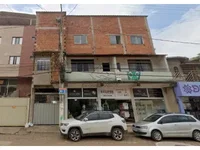 Imóvel Misto com 8 Quitinete e 3 Pontos Comerciais