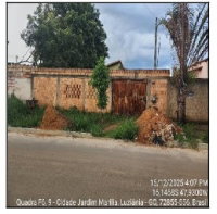 Casa com 2 Quartos e 432m² de Terreno em Luziânia
