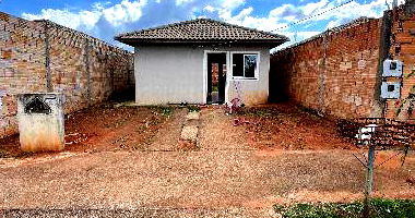 Casa com 2 quartos, 1 banheiro, área construída 50,1m², 1 vaga