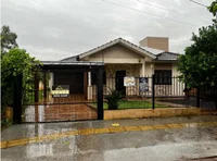 Casa com 2 quartos, 1 banheiro e 135,56 m² construídos