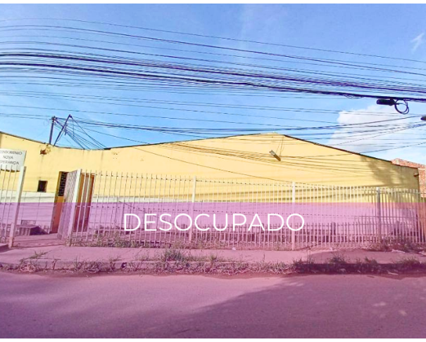 Casa em Condomínio Desocupada com 518 m² em Rio Largo/AL