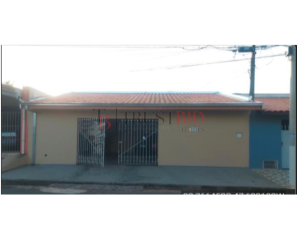 Casa em Piracicaba com 110m² de área construída