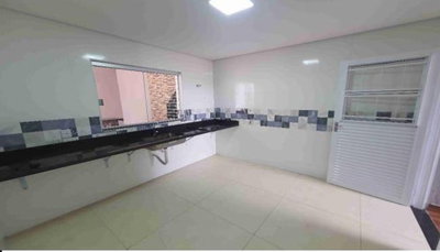 Casa Ocupada com 147m² em Águas Lindas de Goiás - GO