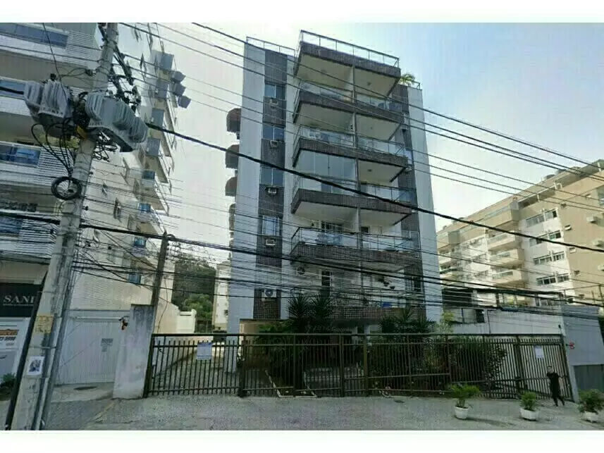 Apartamento Cobertura com 603m² em Leilão