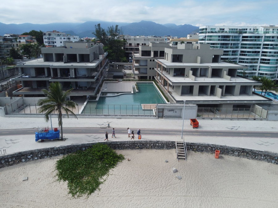 Apartamento com 2 vagas e cobertura no Recreio dos Bandeirantes