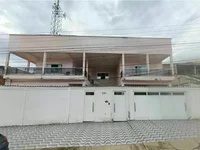 Casa em Leilão com 294m² Construída e Terreno de 262m²
