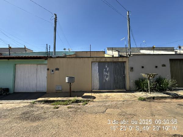 Casa com 2 quartos, 1 banheiro, 1 vaga, 81,7m² construída