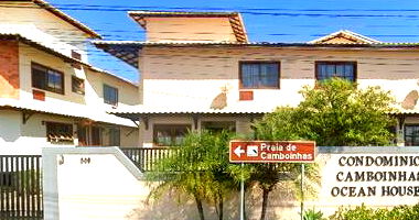 Casa com 2 pavimentos no Cond. Camboinhas Ocean Houses