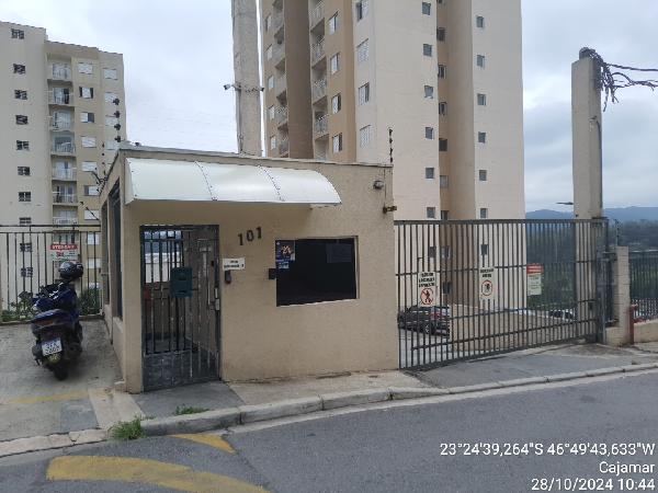 Apartamento Desocupado em Cajamar com 98,01 m²