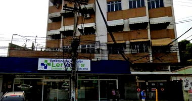 Apartamento 401 com 1 vaga, 2 quartos e 1 banheiro, desocupado