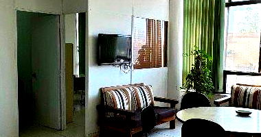 Sala Comercial com 120m² no Centro de Santos - Ideal para Escritórios