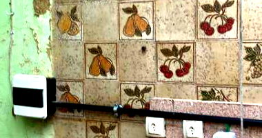 Apartamento desocupado com 64m² de área construída