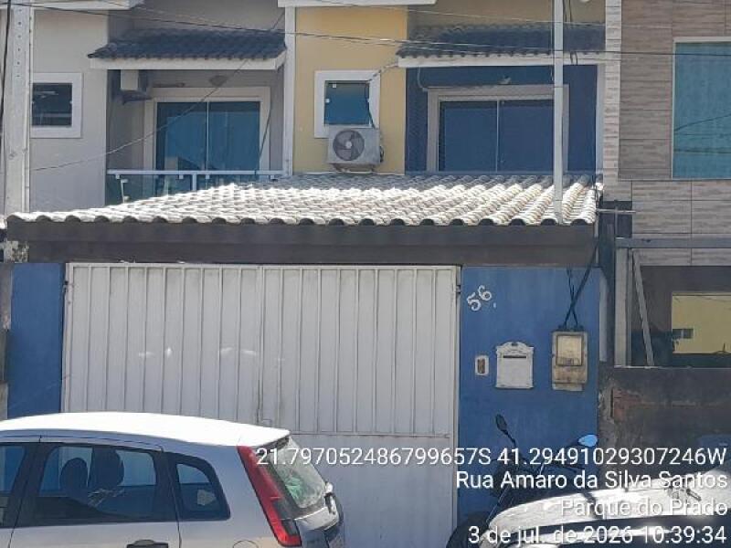 Casa com 2 Quartos e 2 Banheiros em Condomínio
