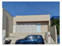 Casa térrea ocupada com 2 banheiros e 158,78 m²