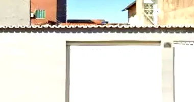 Casa com 71,16m² construída e terreno de 300m², imóvel ocupado
