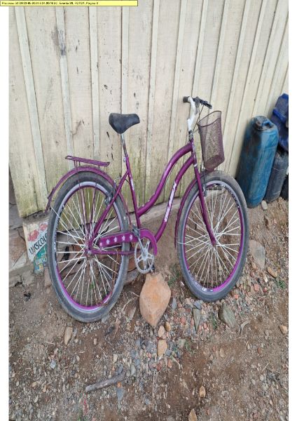 Bicicleta com cesto, marca Gilmex, estado regular, necessita manutenção