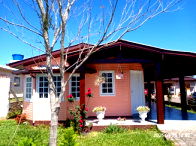 Casa com Depósito em Taquara, 195m² construída
