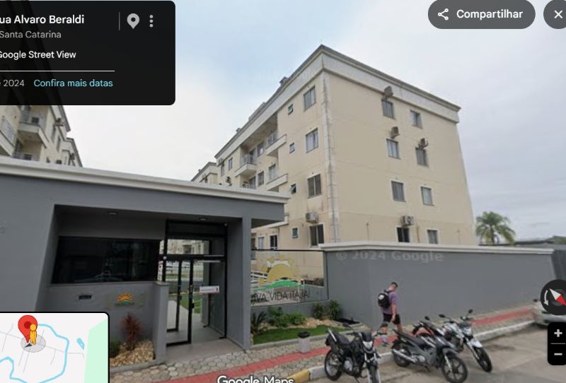 Apartamento 302 com 2 quartos em Itajaí