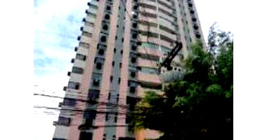 Apartamento 121,5m² com 2 vagas, ocupado, Edifício Saint Malo