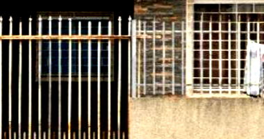 Casa em Ponta Grossa com 47m²