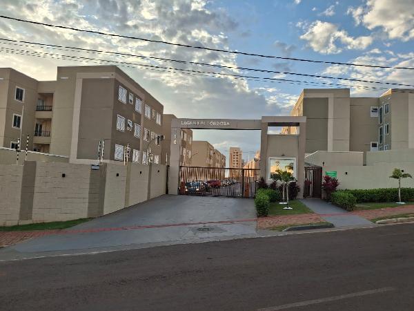Apartamento com 2 quartos e 1 vaga em Londrina/PR