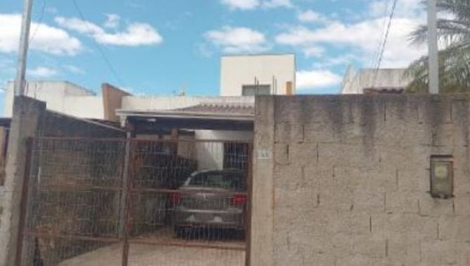 Casa em Condomínio com 2 Quartos em São Leopoldo