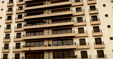 Apartamento 4 quartos, 4 suítes, 3 vagas, 193.7m² útil, desocupado