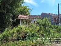 Casa com 2 quartos, 1 banheiro e 1 vaga de garagem