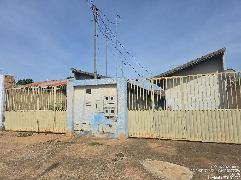 Casa com 40,87m² de área total e 1 vaga de garagem
