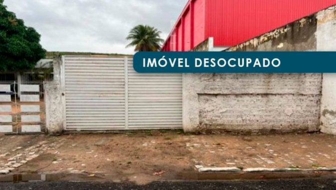 Terreno amplo 516 m² desocupado, ideal para investimento