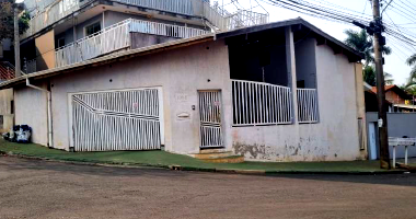 Casa Residencial Ocupada em Limeira com 3 Quartos e 1 Banheiro