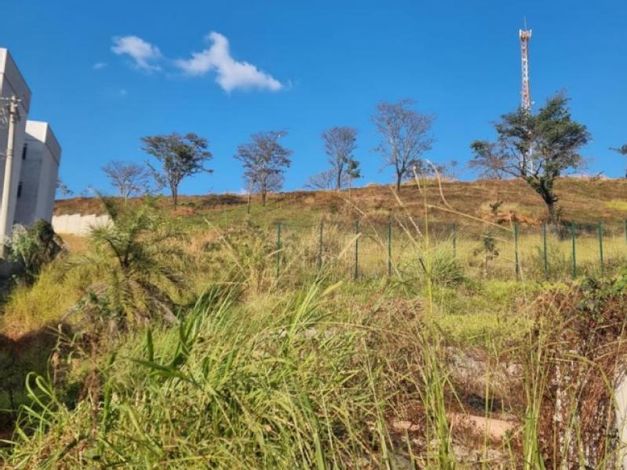 Grande área 18.000m² em Ribeirão das Neves/MG - Ocupada