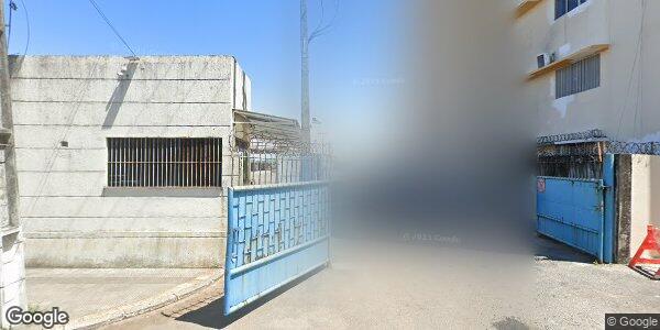 Lote de terreno retangular com 120,53m², desocupado