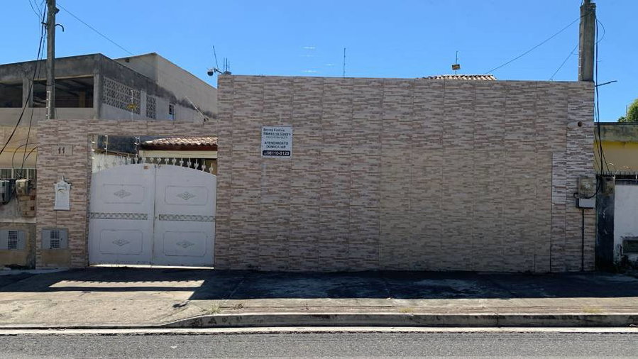 Casa Ocupada com 178m² de Terreno em Campos dos Goytacazes/RJ