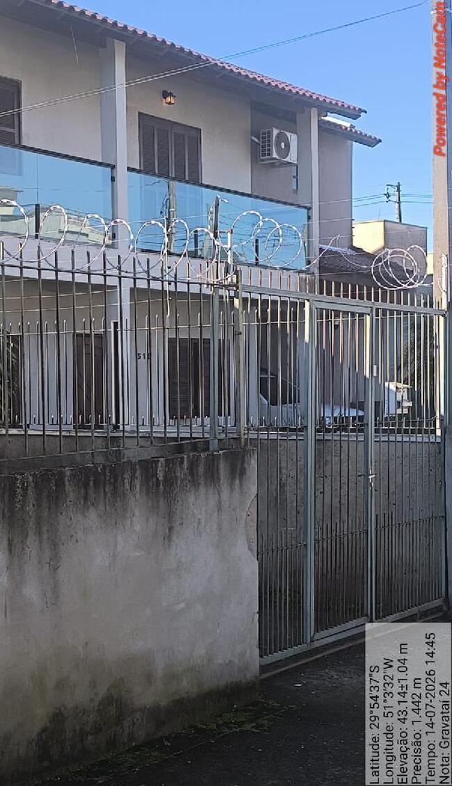Casa de 197,3 m² em terreno de 307,8 m² com gravame