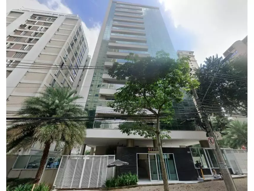 Conjunto Comercial com 4 Vagas em Leilão - Jardim Paulista