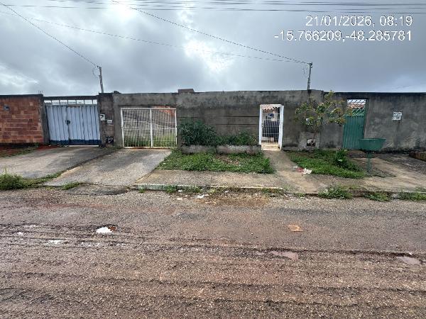 Casa com 2 quartos e 46m² em Águas Lindas de Goiás