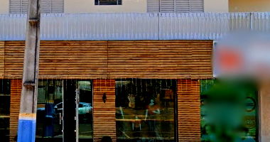 Prédio Comercial e Residencial com 298,60 m² - Centro