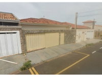 Casa com 3 quartos, 208,15m² construída, ocupada